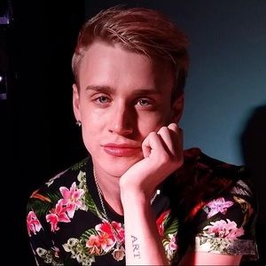 Meet your Posher, Jake